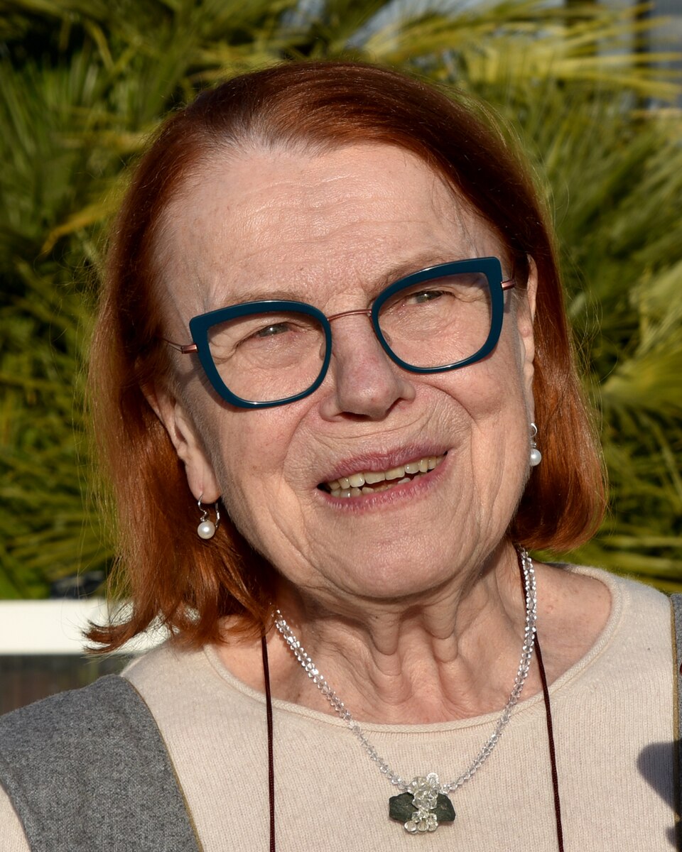 Iva Janžurová