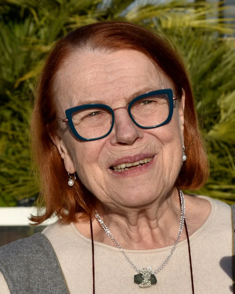 Iva Janžurová